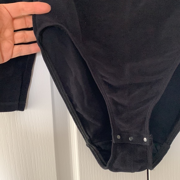 VGUC Hanro bodysuit - Picture 5 of 11